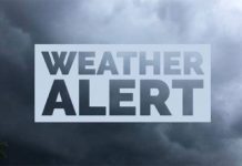 කාළගුණය රළු වෙයි. – මුහුදු ගිය යාත්රාවකුත් පෙරලෙයි..!