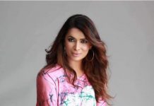 රෝසපාට ත්රිකලාට රතුවෙන්න පාරක් චූලා ගෙන්!